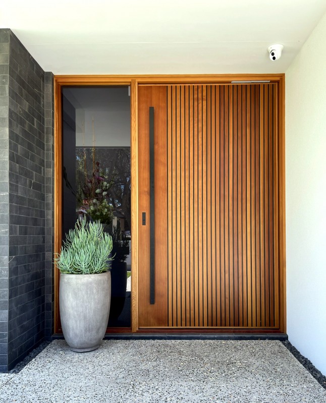 pivoting door