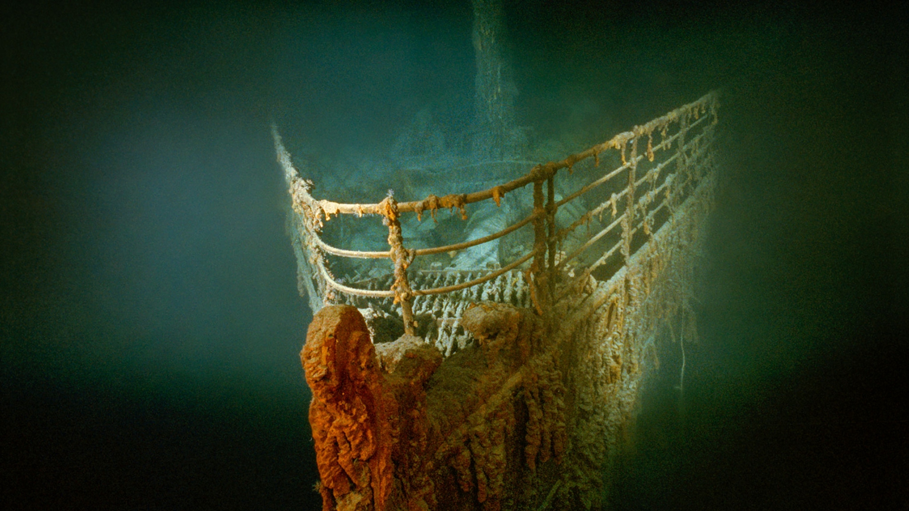 treasures of the titanic discover some famous objects rescued from the shipwreck.ghtml