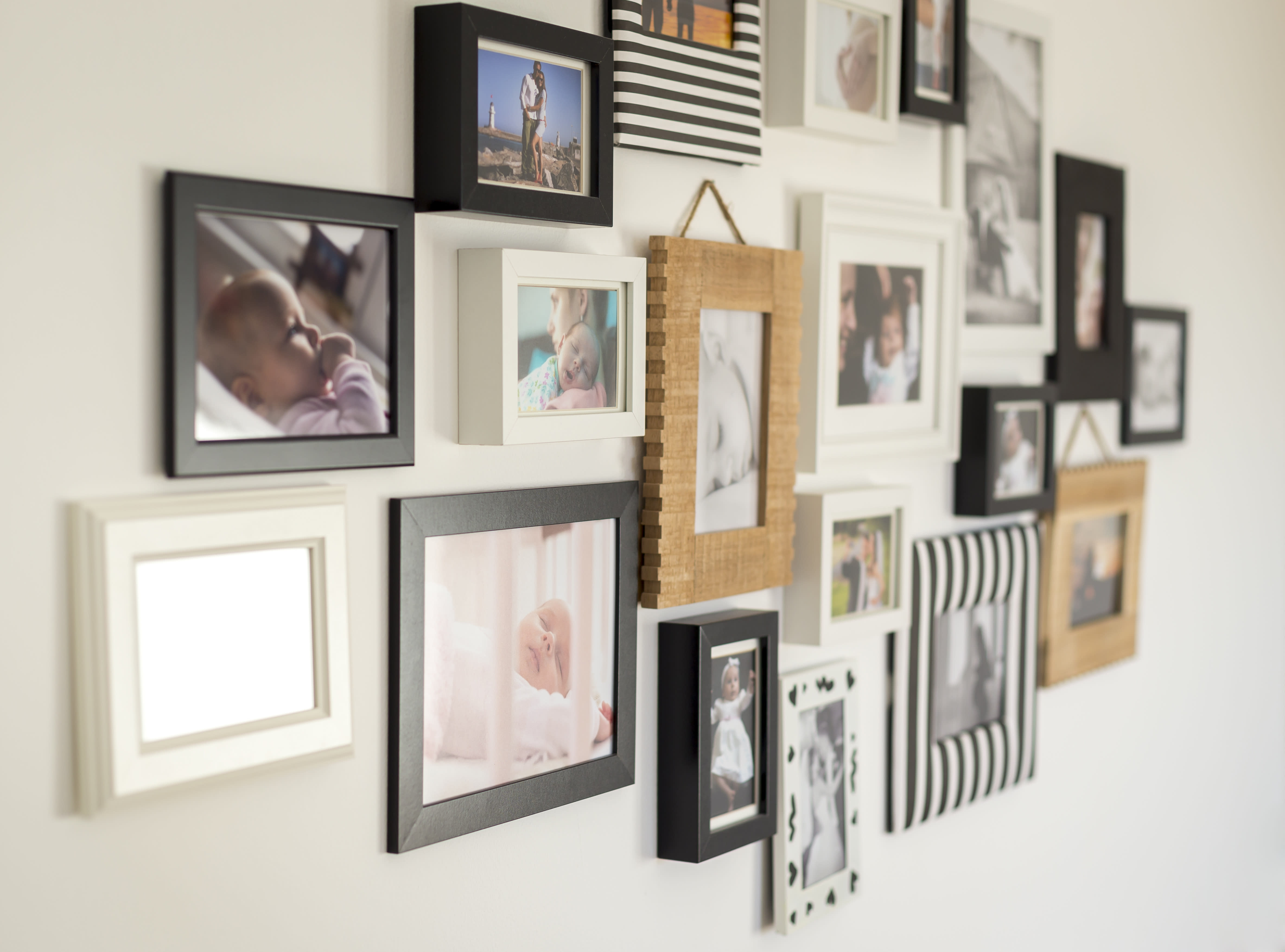 how to put pictures on the wall