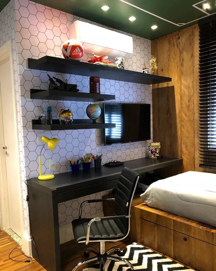 quarto com escritorio