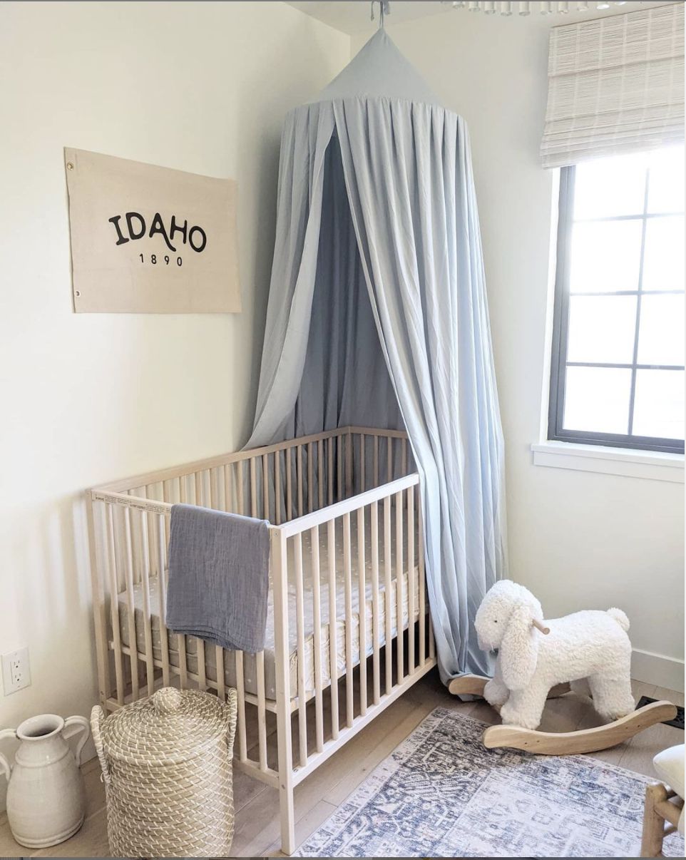 simple baby room