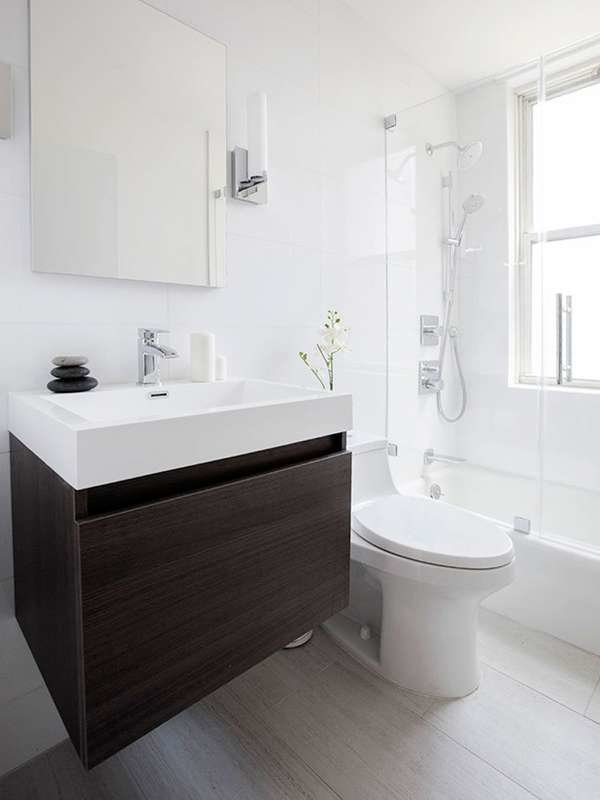 simple and small bathrooms