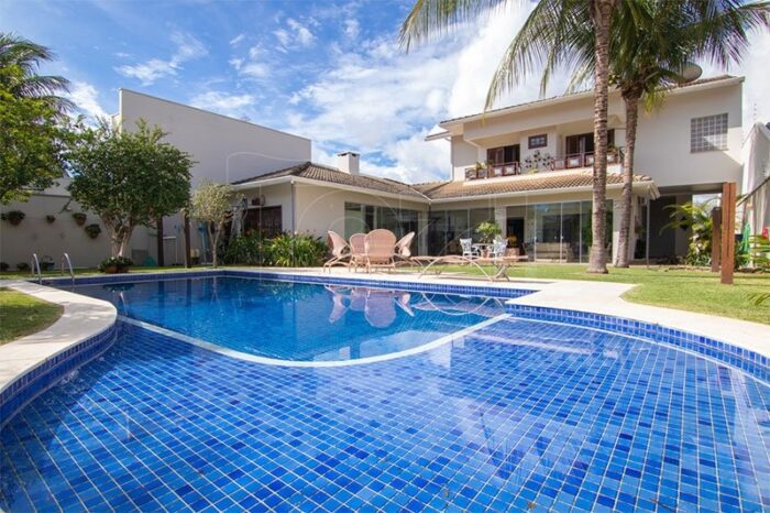 casas com piscinas