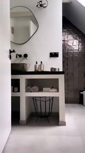 decoracao-banheiro-pequeno-com-reciclagem