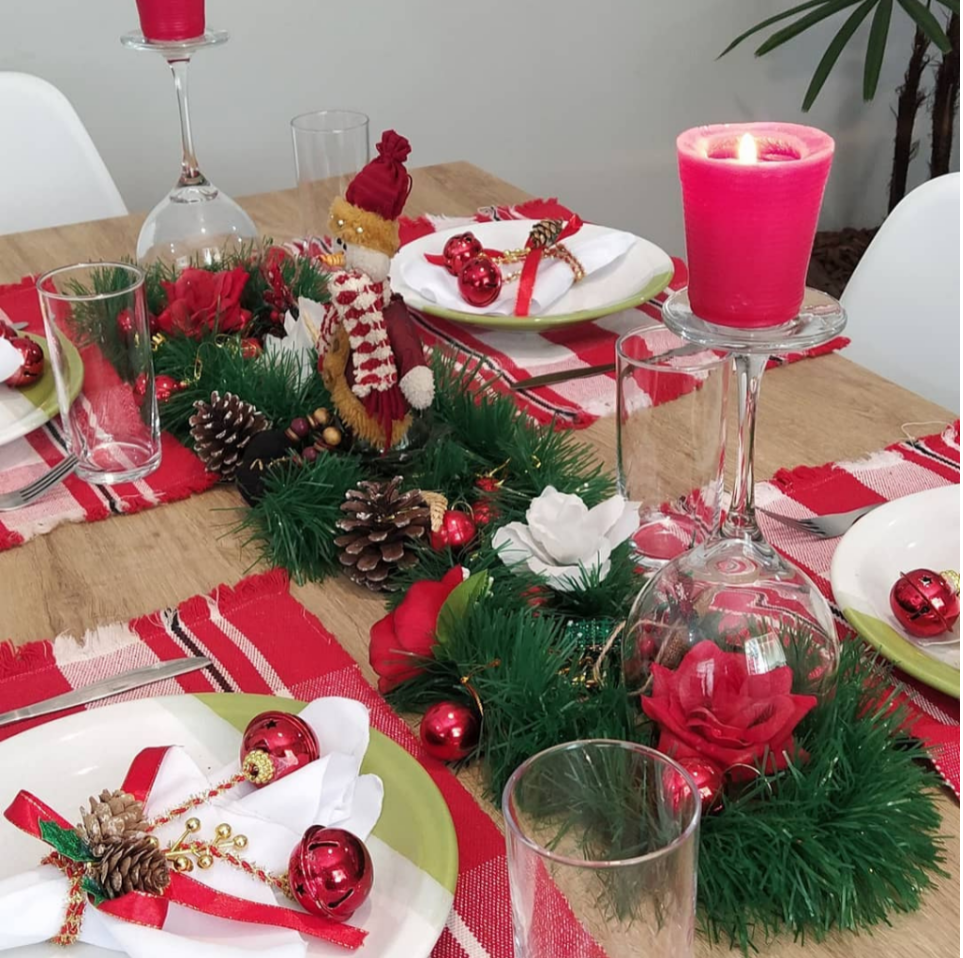 decoracao-mesa-de-natal-gastando-pouco