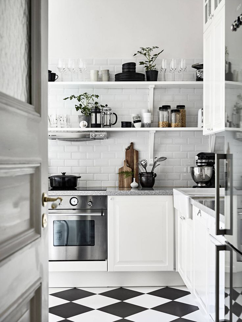 decoracao-de-cozinha-preta-e-branca