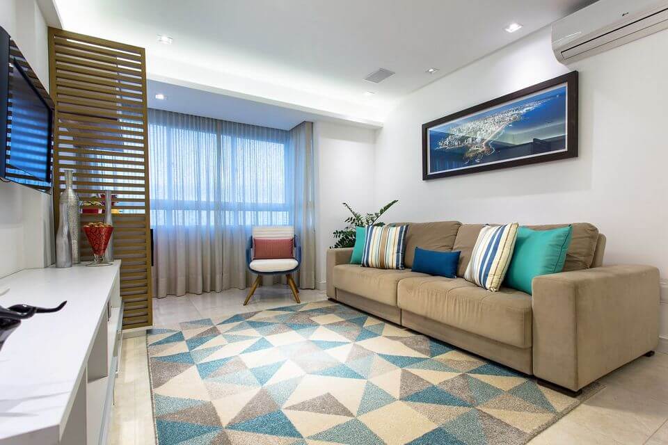 decoracao-de-sala-com-tapete-colorido