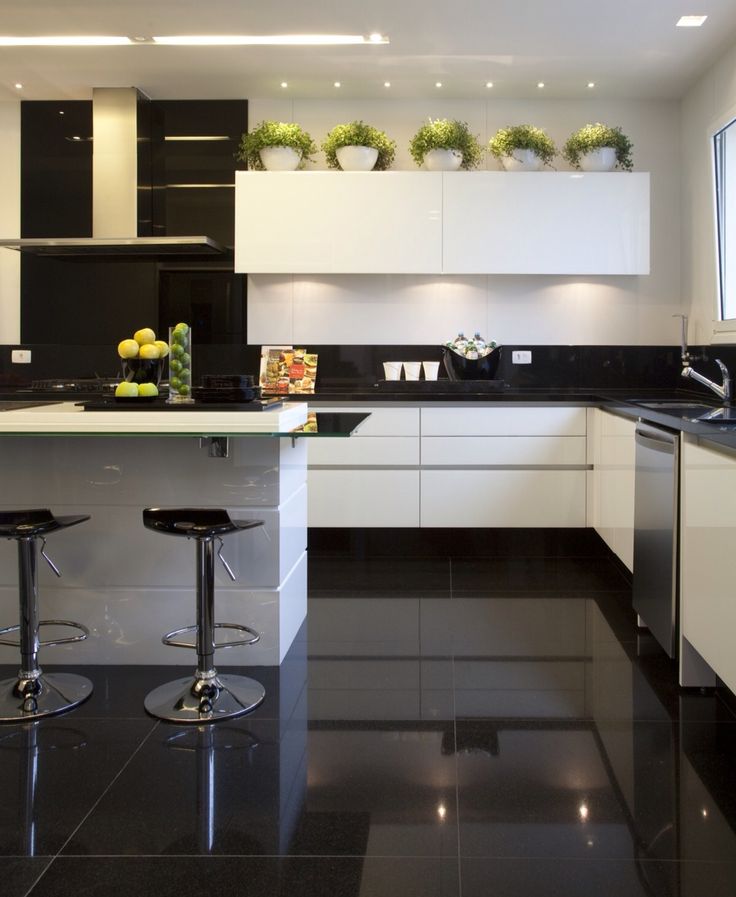 decoracao-de-cozinha-preta-e-branca