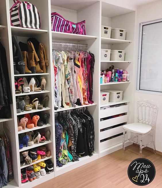 como-organizar-um-closet-pequeno