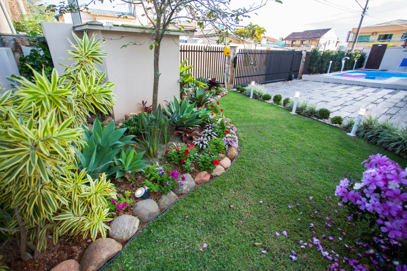 decoracao-de-quintal-com-plantas