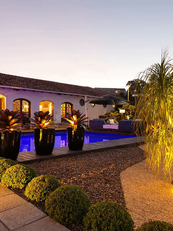 decoracao-de-quintal-com-plantas
