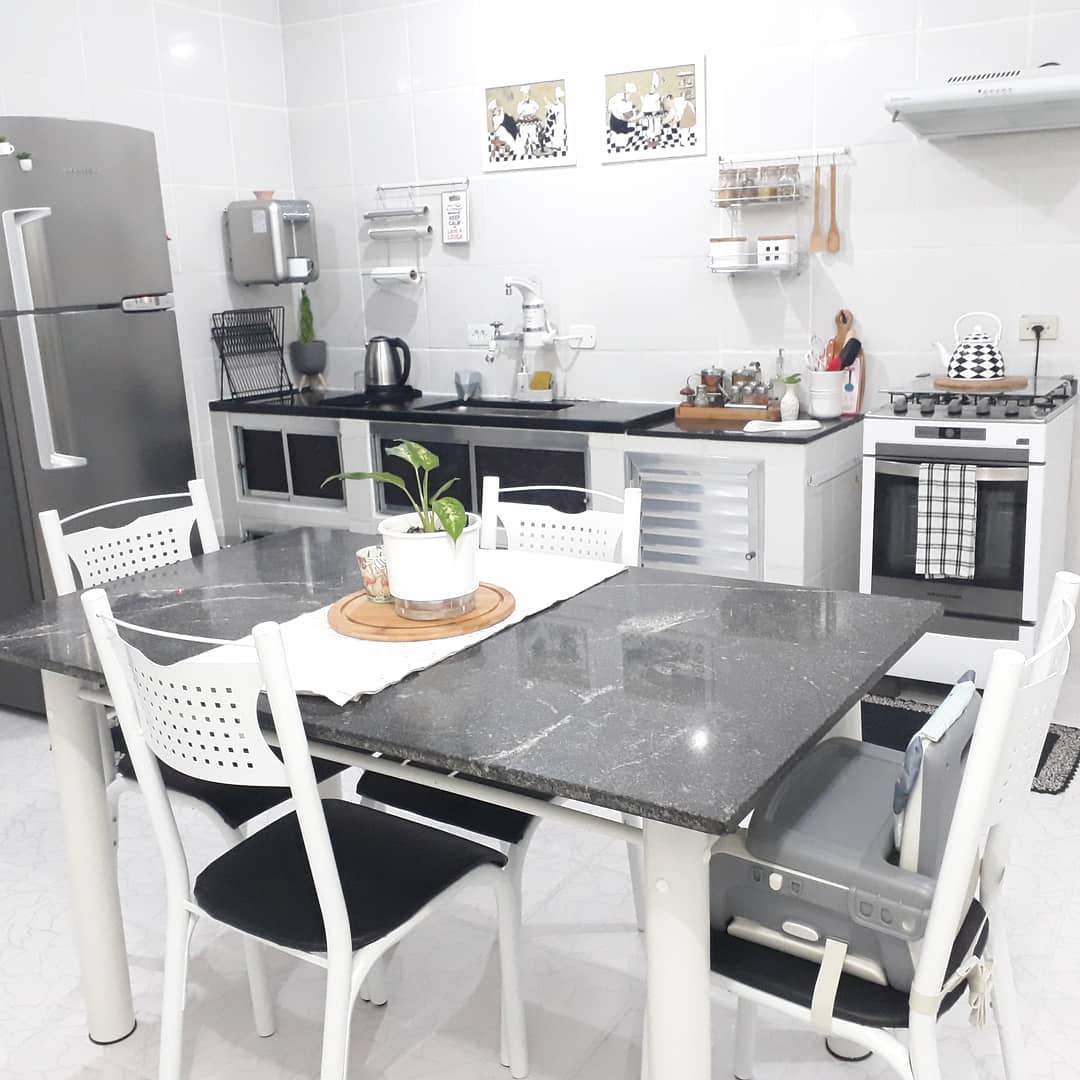 decoracao-de-cozinha-preta-e-branca
