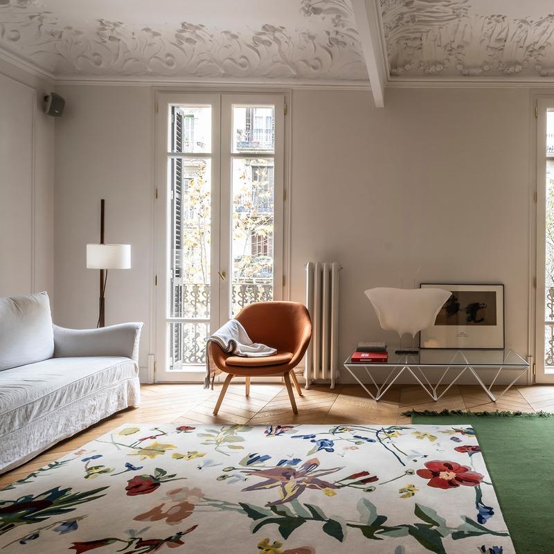 decoracao-de-sala-com-tapete-colorido
