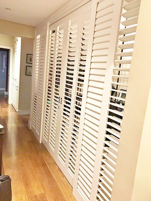 ideias-de-portas-de-madeira-para-decorar-a-casa