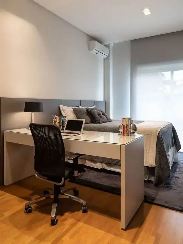 quarto-de-casal-com-escritorio