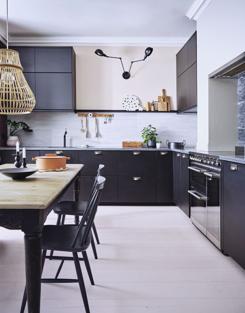 decoracao-de-cozinha-preta-e-branca