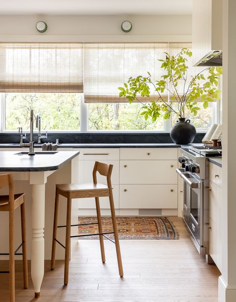 decoracao-de-cozinha-preta-e-branca