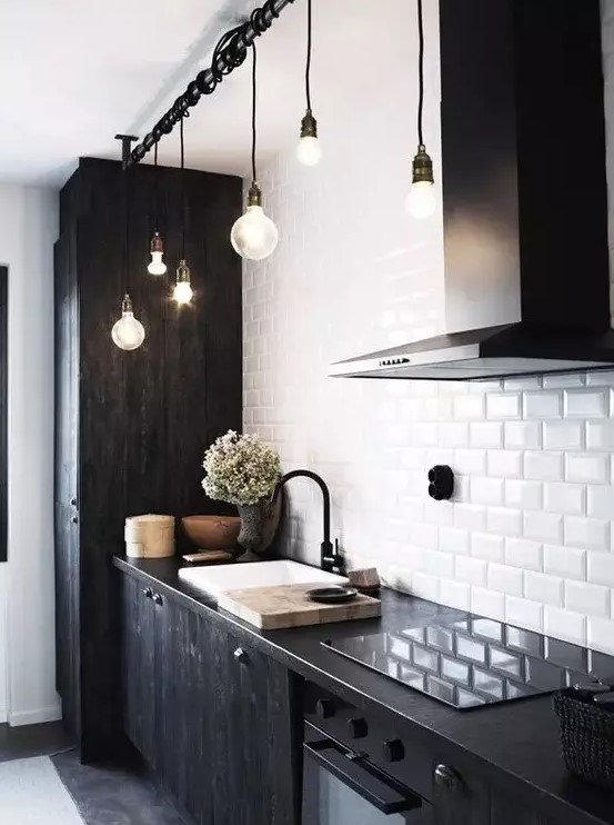 decoracao-de-cozinha-preta-e-branca