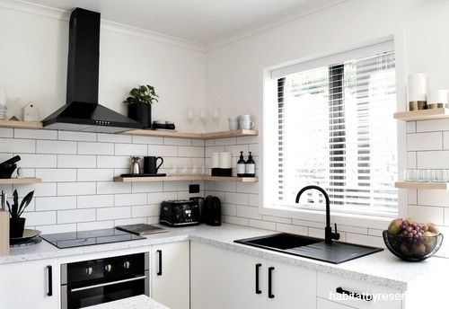 decoracao-de-cozinha-preta-e-branca