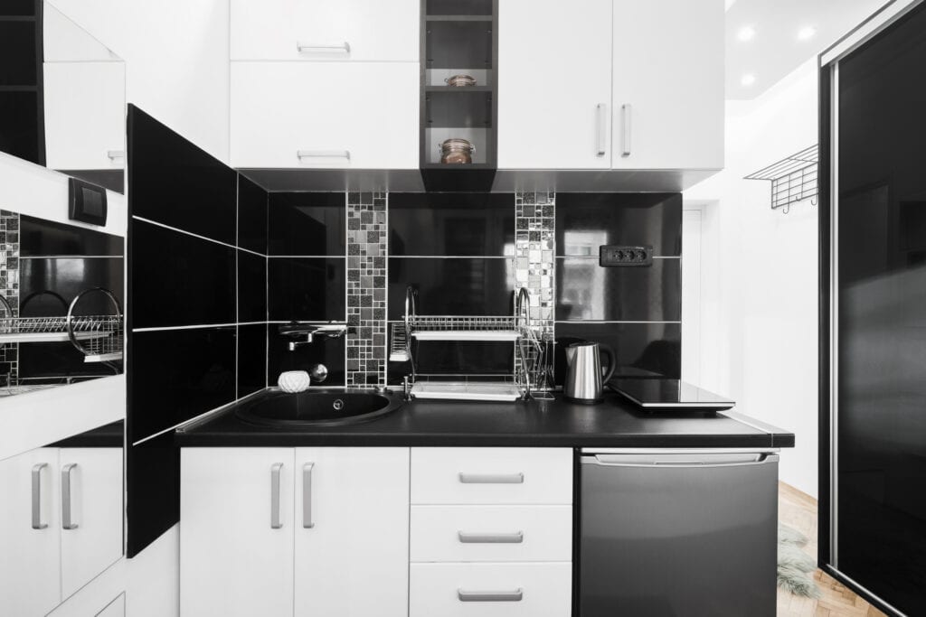 decoracao-de-cozinha-preta-e-branca
