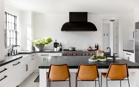 decoracao-de-cozinha-preta-e-branca