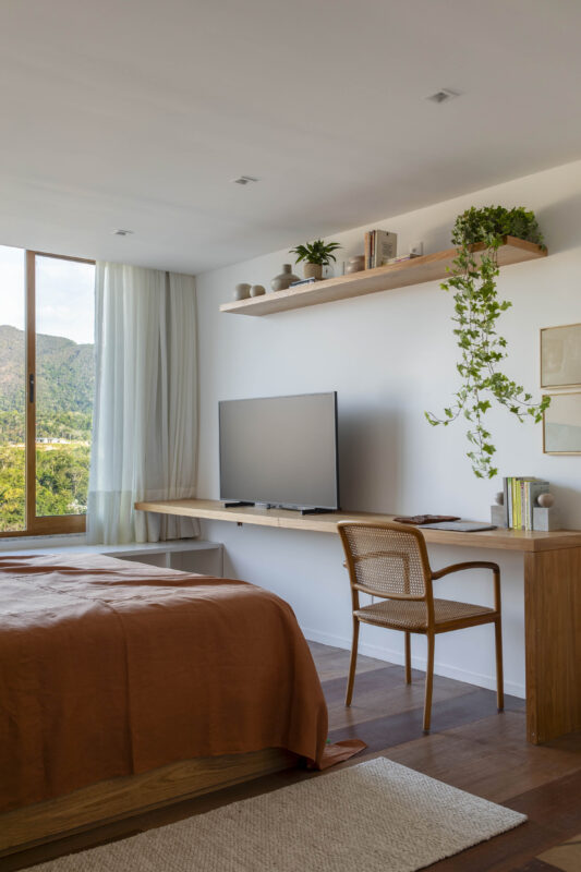 quarto-de-casal-com-escritorio