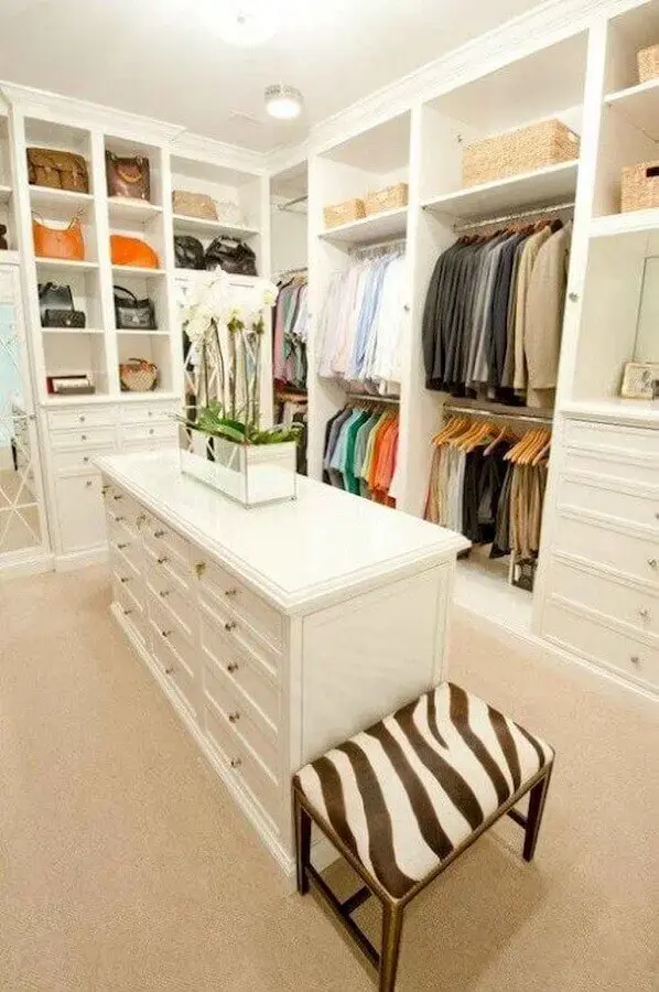 como-organizar-um-closet-pequeno