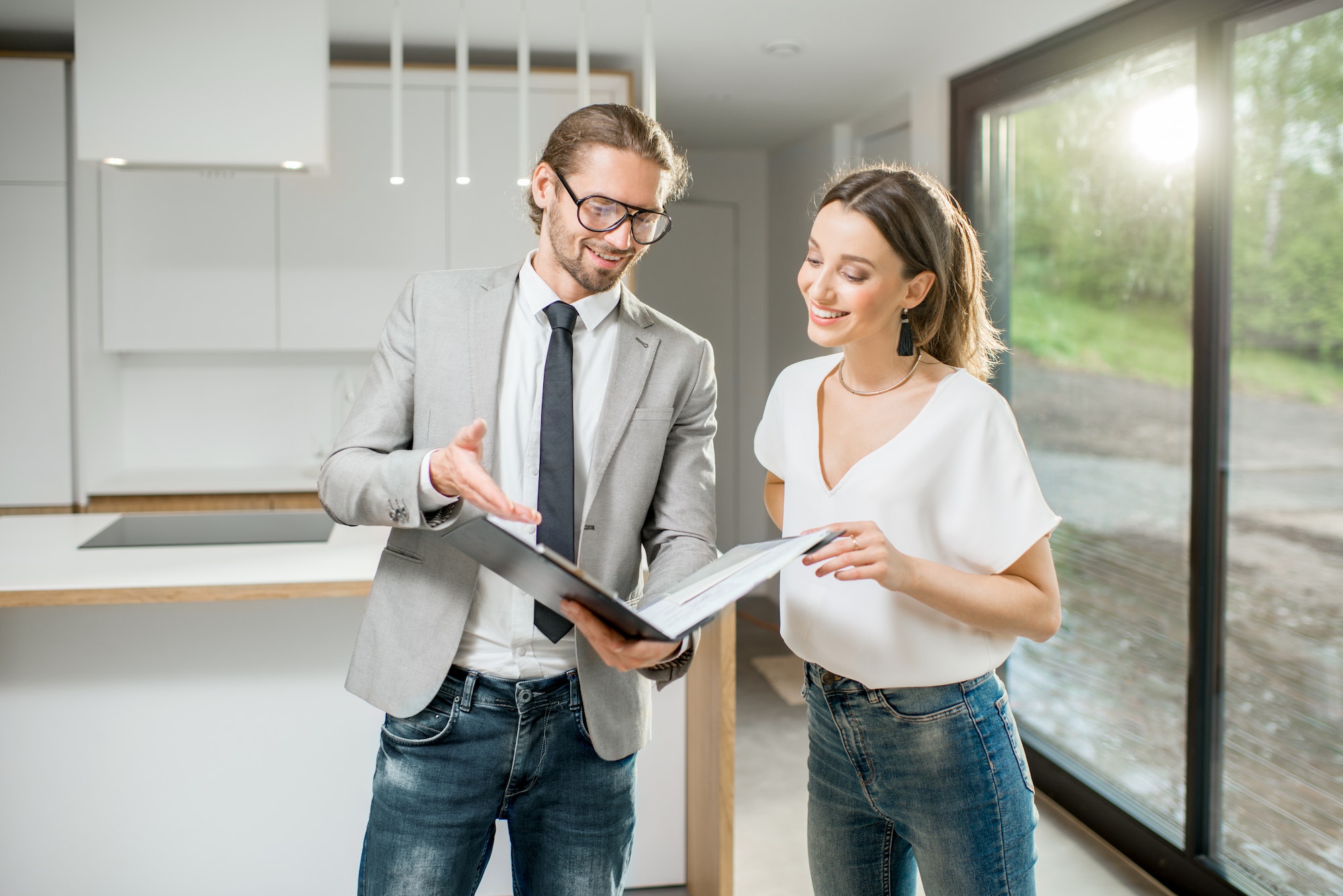 a-importancia-de-um-corretor-de-imoveis-nas-transacoes-imobiliarias