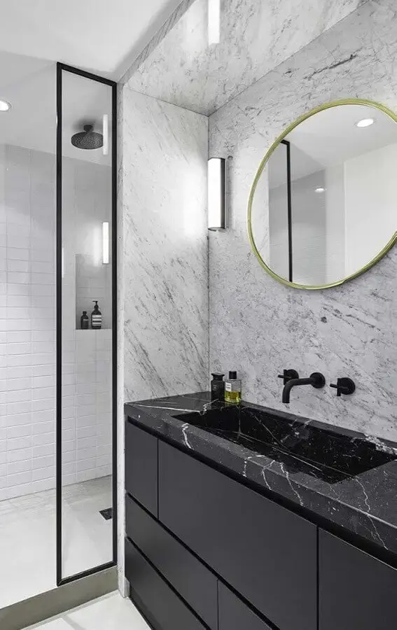banheiro-decorado-com-marmore-44-ideias-de-decoracao-belissimas-2
