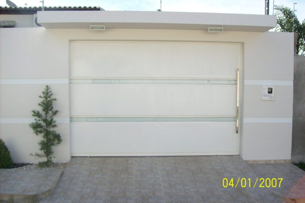 fachada-com-portao