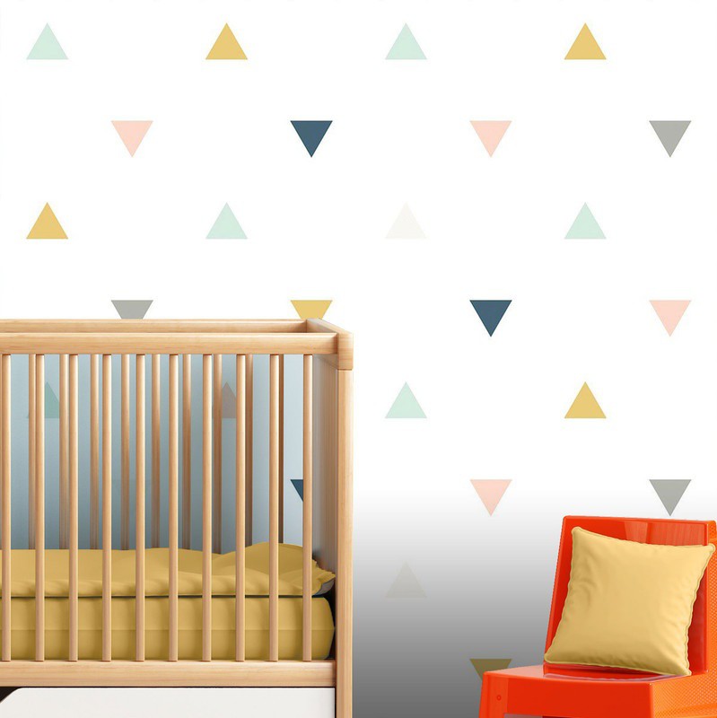 parede quarto infantil triangulos pequenos