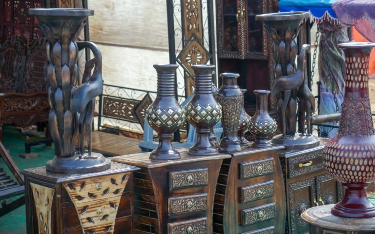 O móvel que virou velharia, mas muita gente parou no tempo e acha que ele é sinônimo de modernidade até os dias atuais.