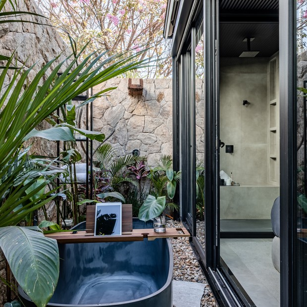 banheiro-com-jardim-de-inverno