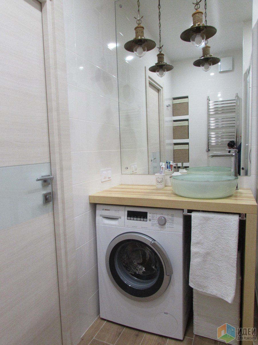 banheiro-pequeno-com-maquina-de-lavar