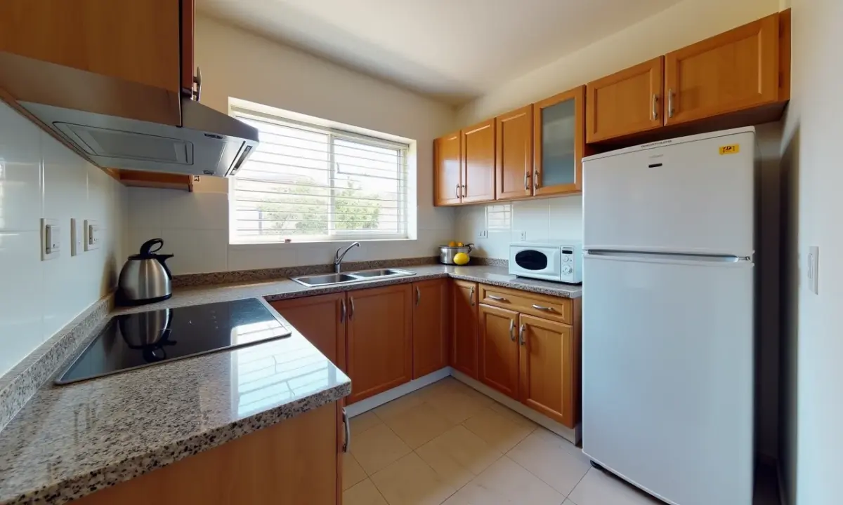 cozinha-pequena-com-bancada-de-granito