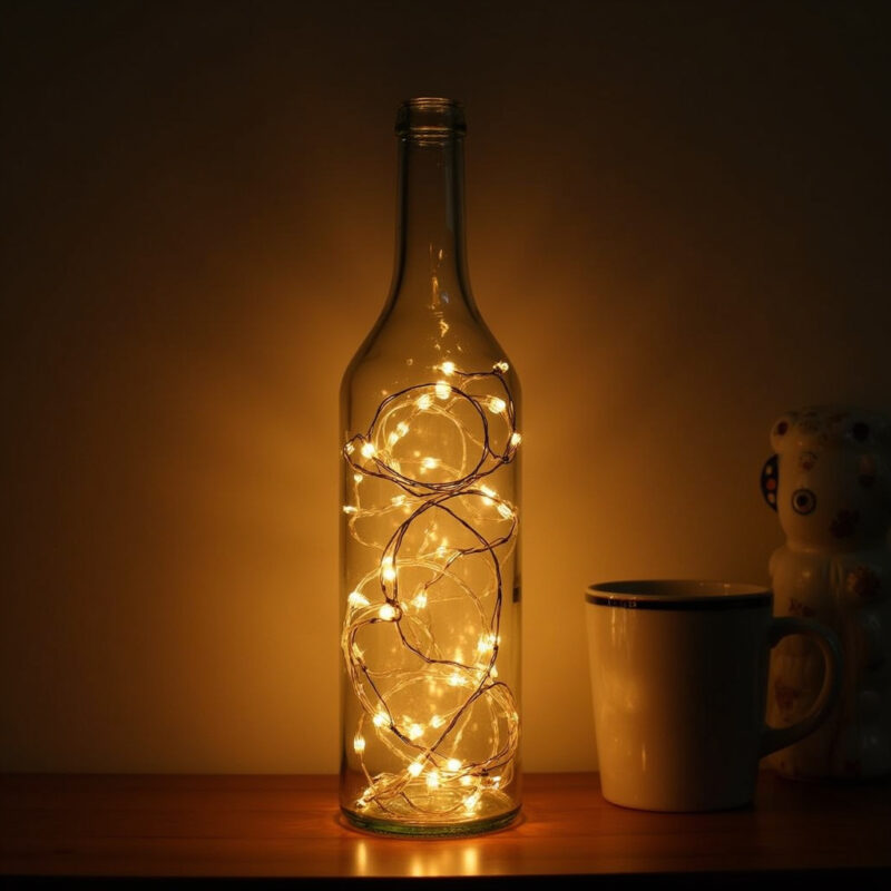 Handmade string light. Warm light, glass bottle, Brazilian home decor, lifestyle photography, 8K ideias-de-decoracao-com-artesanato-diy