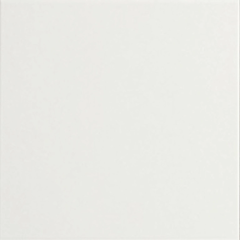 Revestimentos Metrô White de segunda linha com pequenos defeitos.